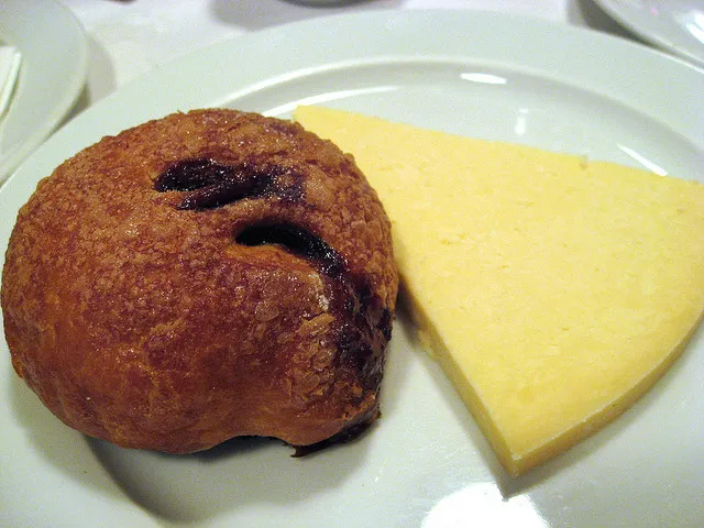 Eccles Cake & Lancashire Cheese (by Renée S.). Hubba-hubba